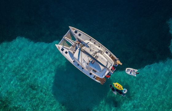 Lagoon 51