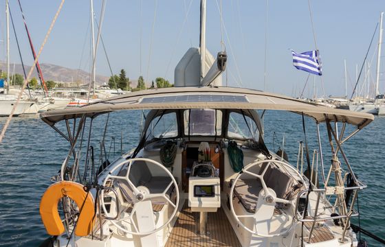 Bavaria Cruiser 37