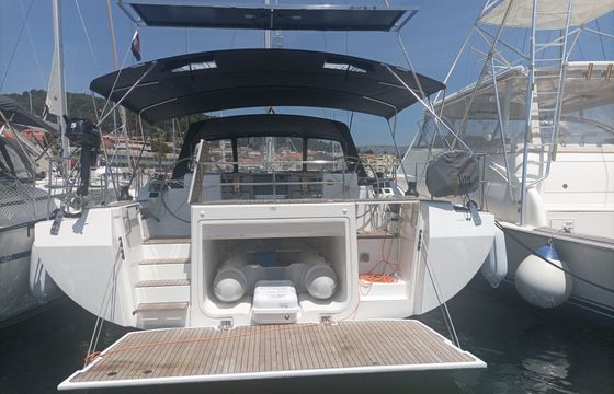 Bavaria C57
