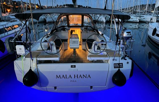 Bavaria C38