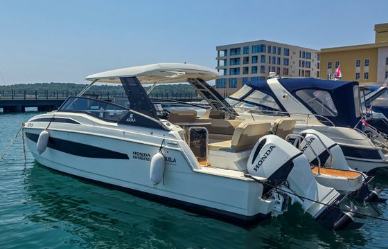 Aquila Boats Aquila 32 Sport
