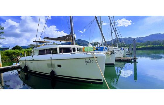 Lagoon 421