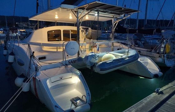 Fountaine Pajot Lavezzi 40