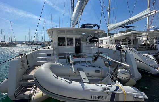 Lagoon 40