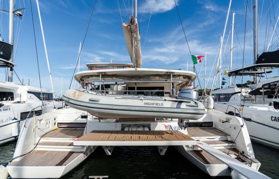 Lagoon 42