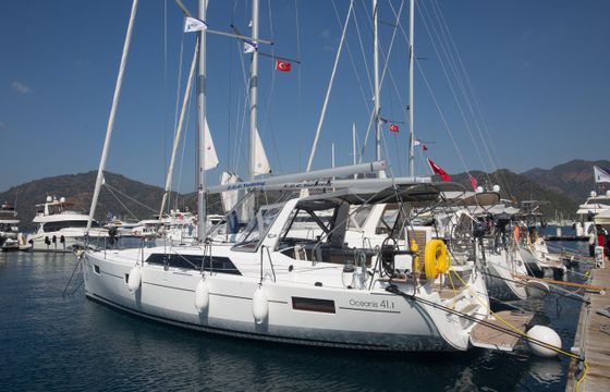 Beneteau Oceanis 41.1
