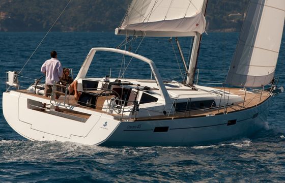 Beneteau Oceanis 45