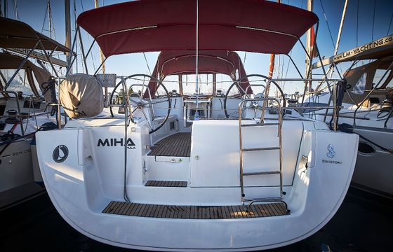 Beneteau Oceanis 46