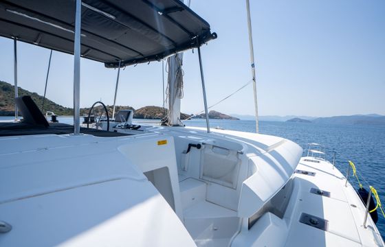 Lagoon 46