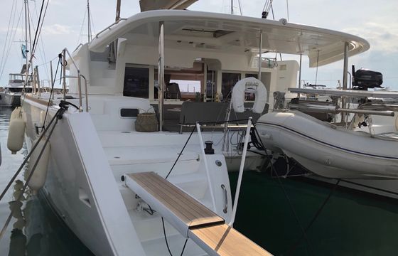 Lagoon 450 F