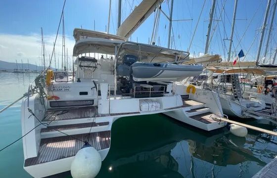 Lagoon 42