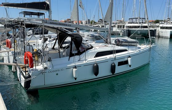 Beneteau Oceanis 30.1