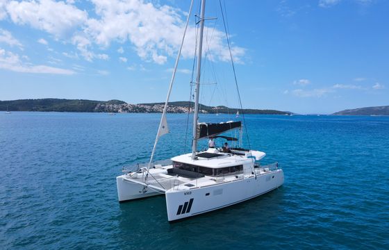 Lagoon 450 Fly