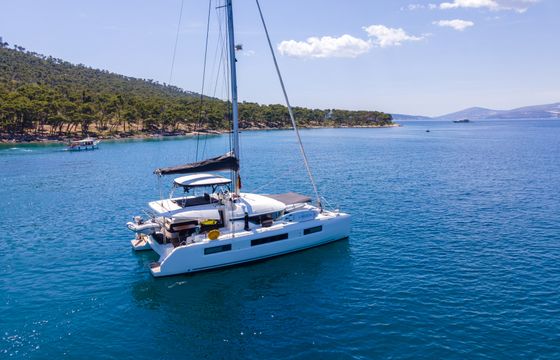 Lagoon 50