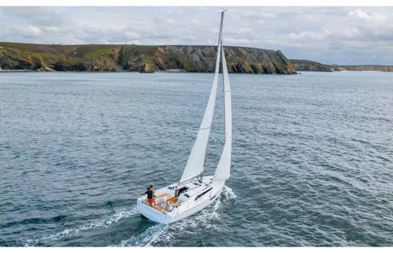 Beneteau Oceanis 37.1