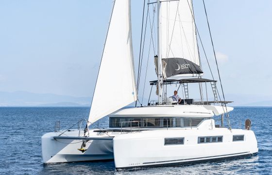 Lagoon 50 A/c & Gen & Wm