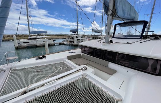 Lagoon 450 F