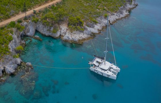 Lagoon 46 (ac, Gen, Watermaker)