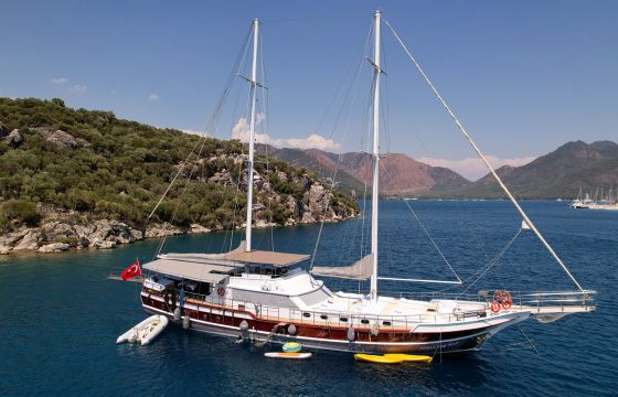 M/s Perla Del Mar