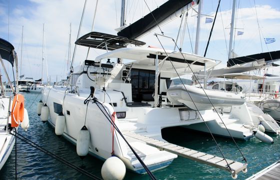 Lagoon 42