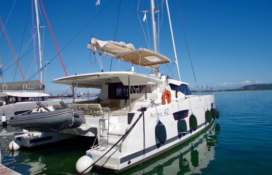 Fountaine Pajot Astréa 42