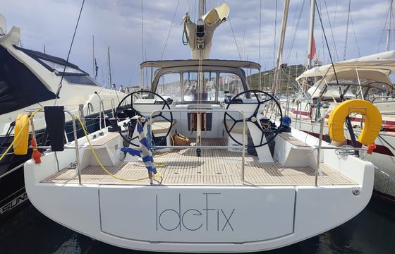 Beneteau First 44