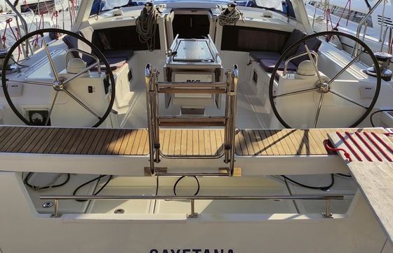 Beneteau Oceanis 48