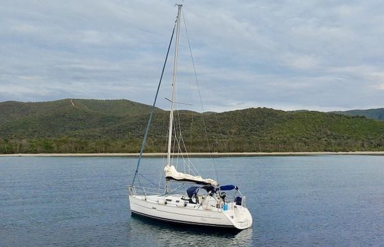 Beneteau Oceanis 323 Clipper