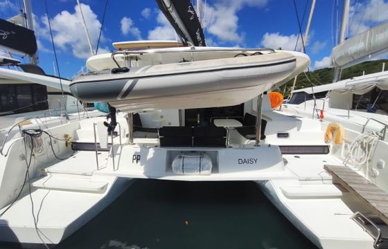 Lagoon 42