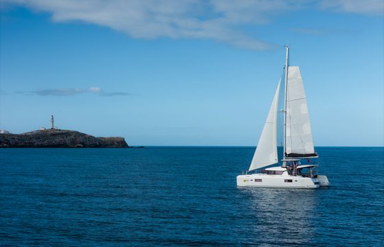 Lagoon 42