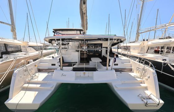 Lagoon 42