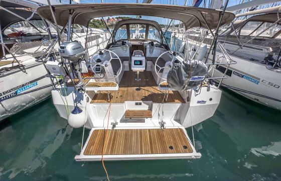 Bavaria C38