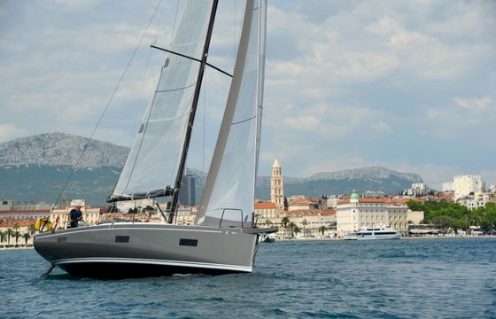 Beneteau First 44