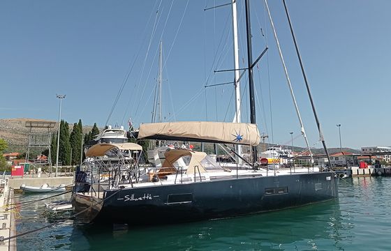 Beneteau First 53