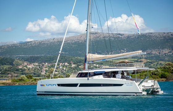 Fountaine Pajot Aura 51