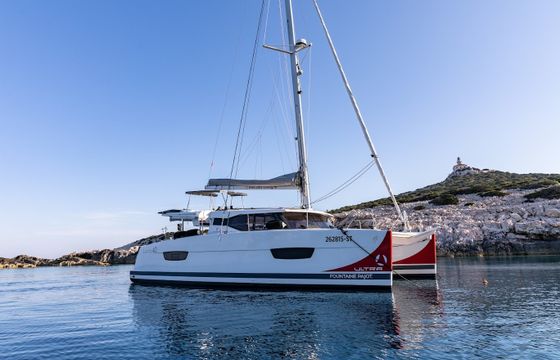 Fountaine Pajot Lucia 40