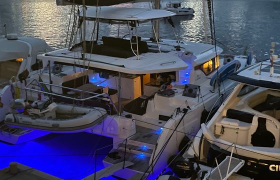 Lagoon 46