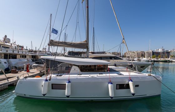 Lagoon 42