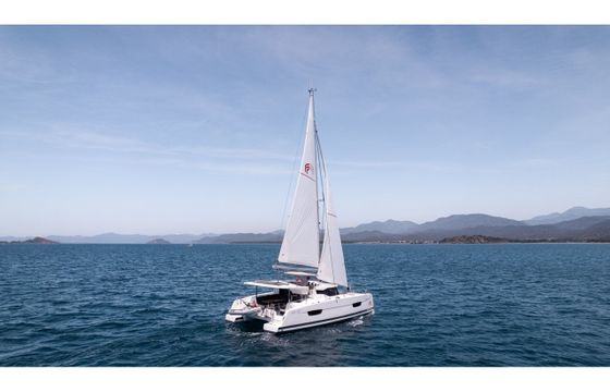 Fountaine Pajot Isla 40