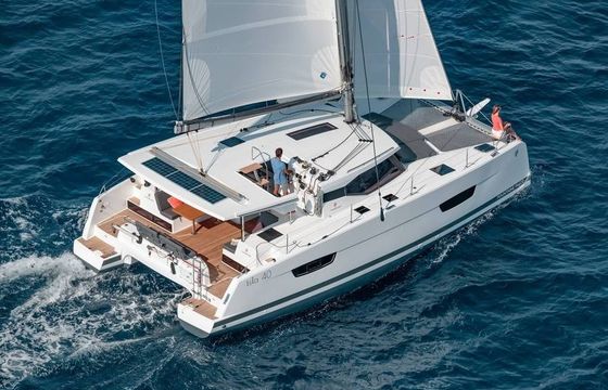 Fountaine Pajot Isla 40