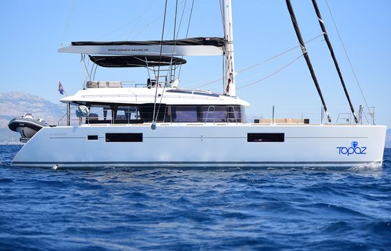 Lagoon 560 S2