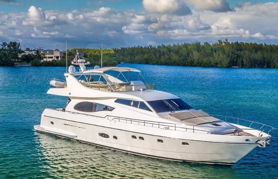 Ferretti Yachts 730