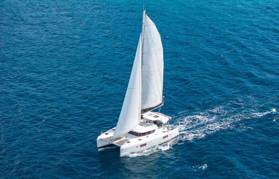 Lagoon 42