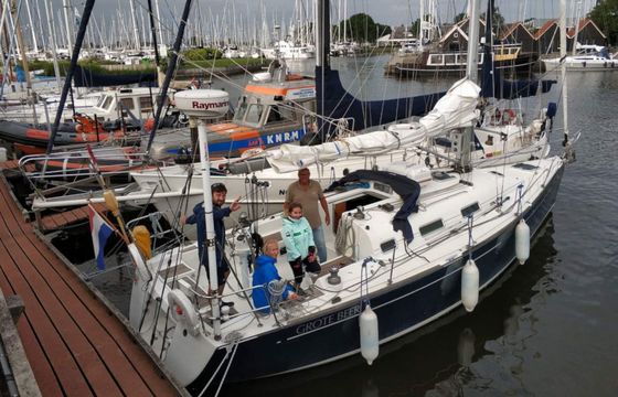Beneteau First 36.7