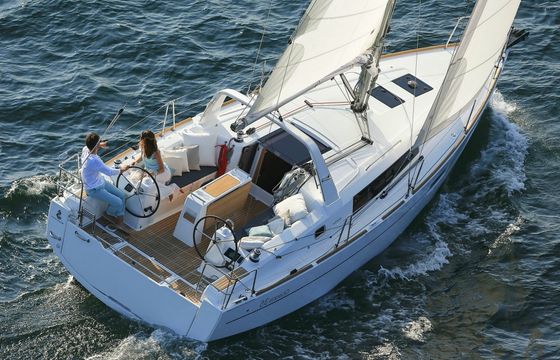 Beneteau Oceanis 35