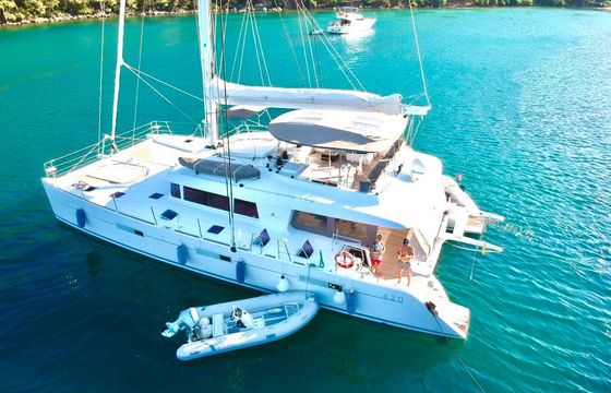 Lagoon 620