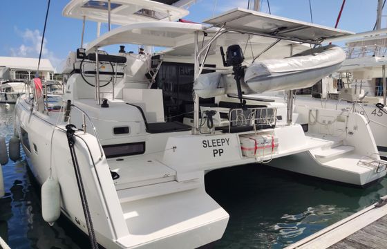 Lagoon 42