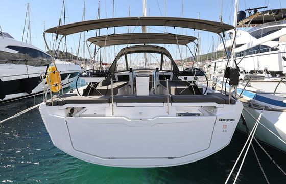 Dufour Yachts Dufour 44
