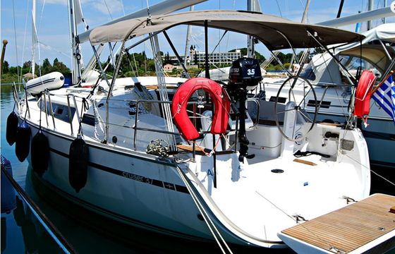 Bavaria 37