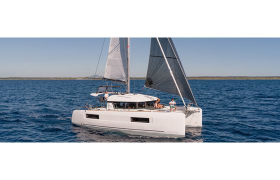 Lagoon 40